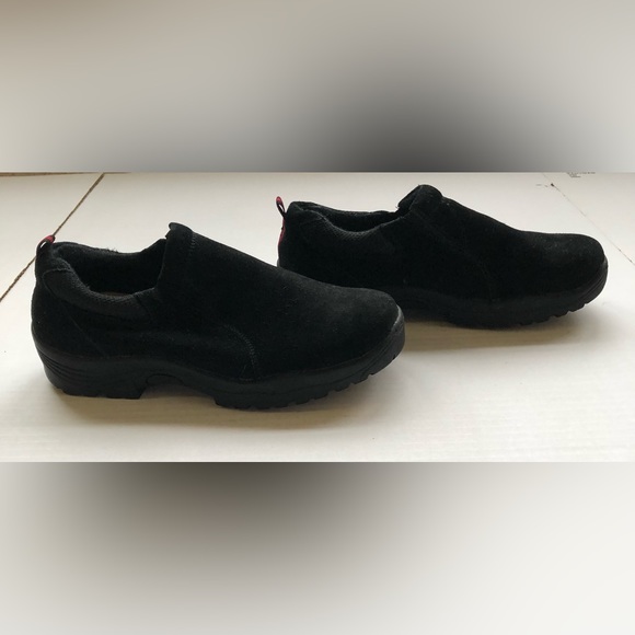 Tamarack women’s black slip on moccasins - Picture 1 of 5